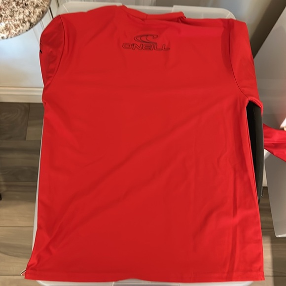 Boy’s O’Neill Rash guard Long Sleeve UPF 50 Red New w Tags - Picture 7 of 10